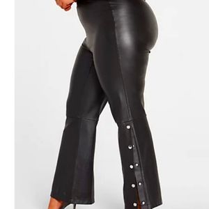 LEATHER PANTS